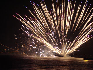 hanabi2007_33.jpg (30454 oCg)